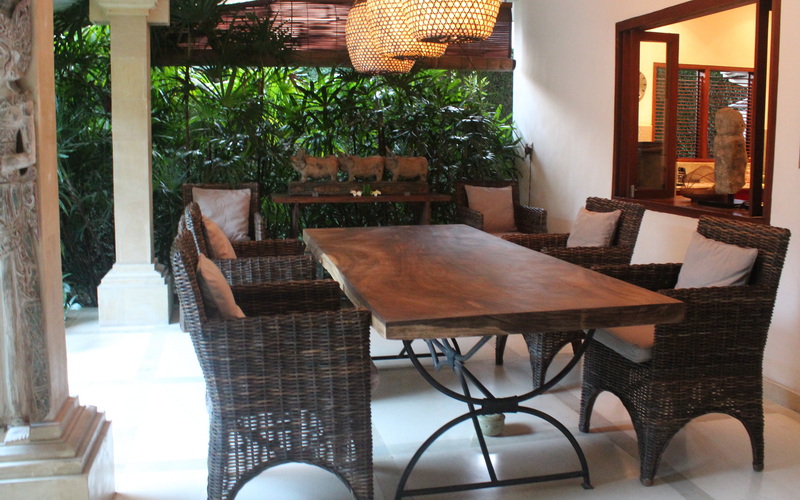 Villa Casa Bali outdoor dining-3
